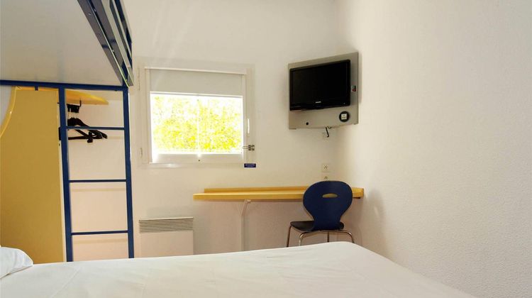 Ibis Budget Rochefort Exterior