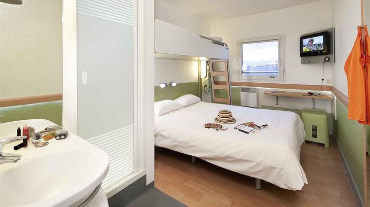 Ibis Budget Dole Room