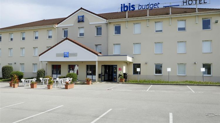 Ibis Budget Dole Exterior