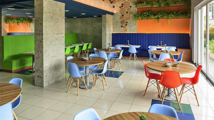 Ibis Budget Belem Restaurant