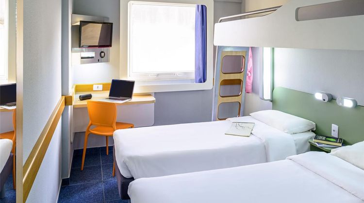 Ibis Budget Belem Room