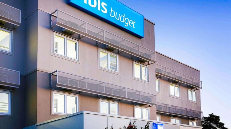 Ibis Budget Perth Airport Exterior