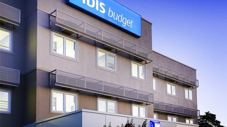 <b>Ibis Budget Perth Airport Exterior</b>. Images powered by <a href="https://iceportal.shijigroup.com/" title="IcePortal" target="_blank">IcePortal</a>.