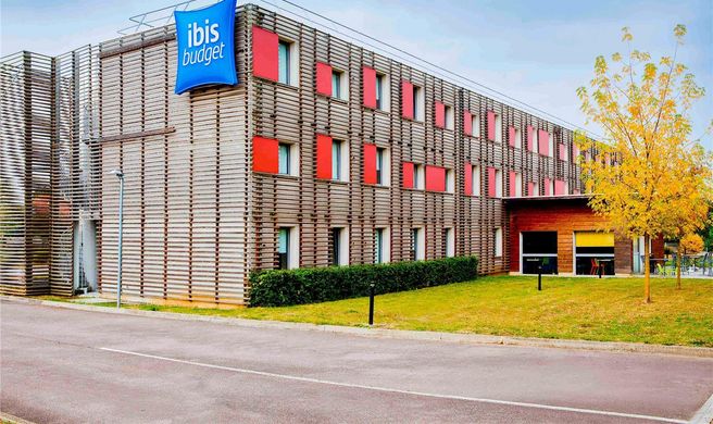 Ibis Budget Metz Technopole Exterior
