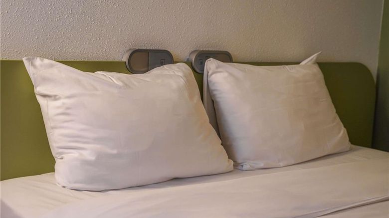 <b>Ibis Budget Bayeux Room</b>. Images powered by <a href="https://iceportal.shijigroup.com/" title="IcePortal" target="_blank">IcePortal</a>.