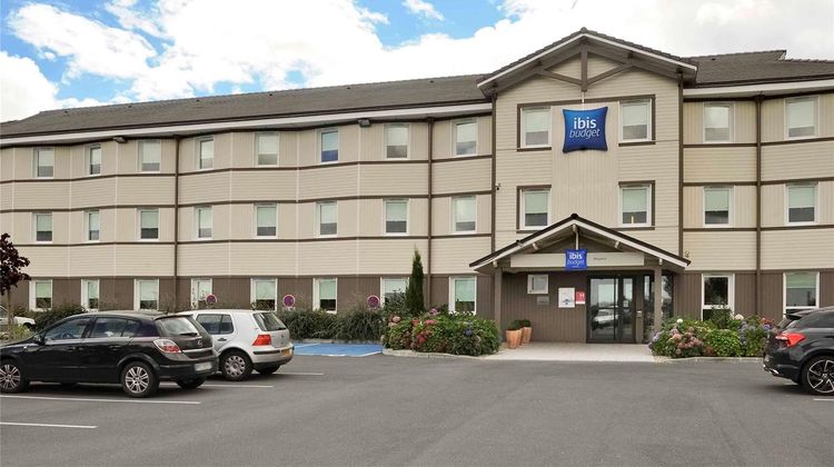 Ibis Budget Bayeux Exterior