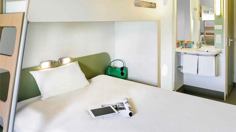 <b>Ibis Budget Dijon Saint Apollinaire Room</b>. Images powered by <a href="https://iceportal.shijigroup.com/" title="IcePortal" target="_blank">IcePortal</a>.