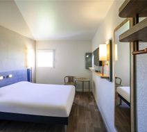 Ibis Budget Nuits Saint Georges Room