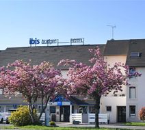 Ibis Budget Laval Exterior