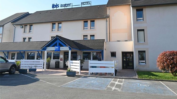 Ibis Budget Laval Exterior