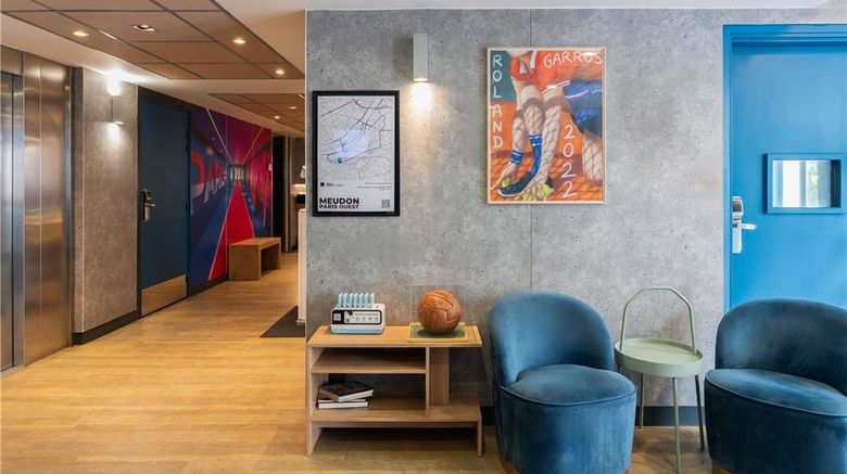 <b>Ibis Budget Meudon Exterior</b>. Images powered by <a href="https://iceportal.shijigroup.com/" title="IcePortal" target="_blank">IcePortal</a>.