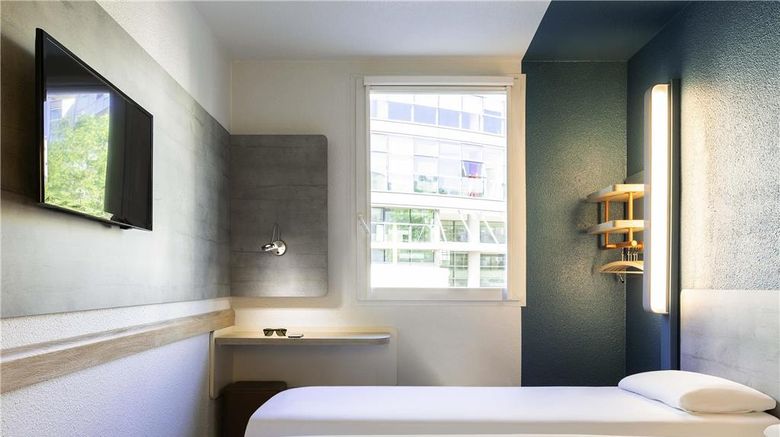 <b>Ibis Budget Meudon Room</b>. Images powered by <a href="https://iceportal.shijigroup.com/" title="IcePortal" target="_blank">IcePortal</a>.