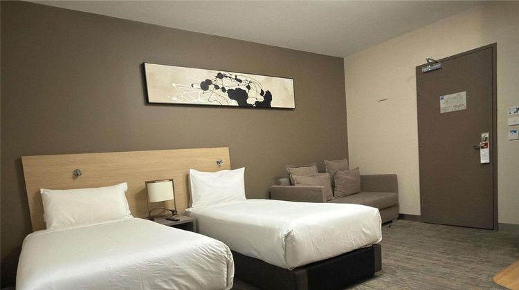 Ibis Budget Melbourne CBD Room
