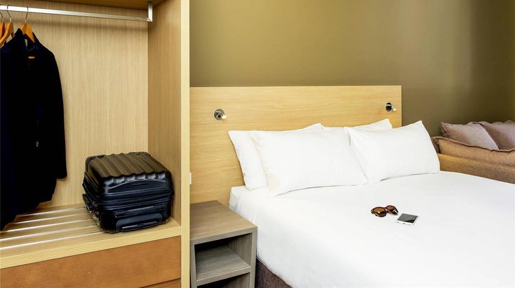 Ibis Budget Melbourne CBD Exterior