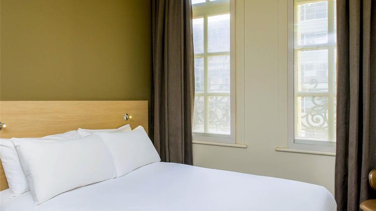 Ibis Budget Melbourne CBD Room