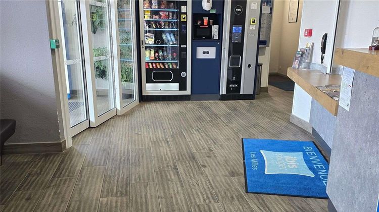Ibis Budget Aix en Provence Les Milles Exterior