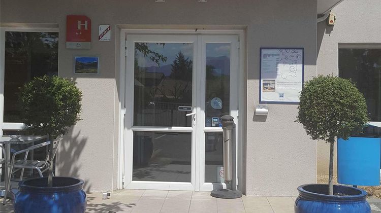 Ibis Budget Saint Gaudens Exterior