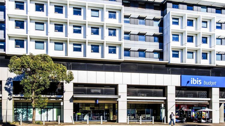 Ibis Budget Sydney Olympic Park Exterior