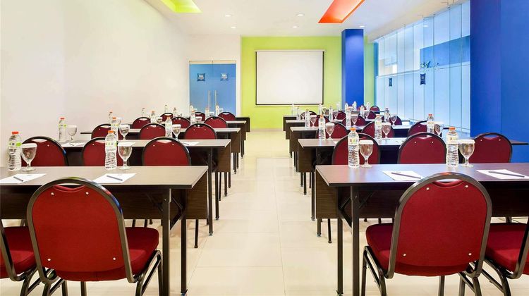 Ibis Budget Jakarta  Cikini Meeting