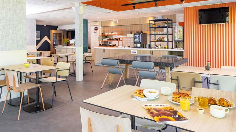 <b>Ibis Budget  Bourg En Bresse Exterior</b>. Images powered by <a href="https://iceportal.shijigroup.com/" title="IcePortal" target="_blank">IcePortal</a>.