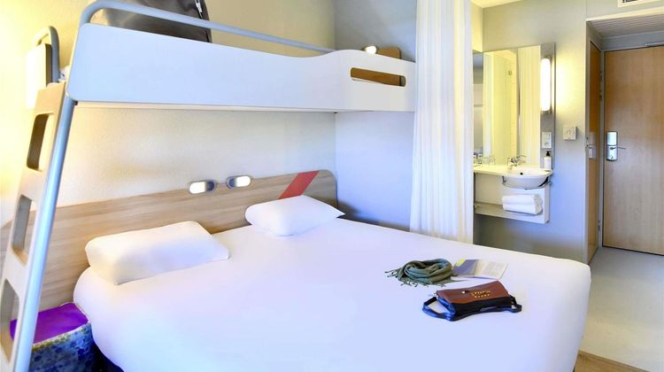 Ibis Budget Nantes Reze Aeroport Room