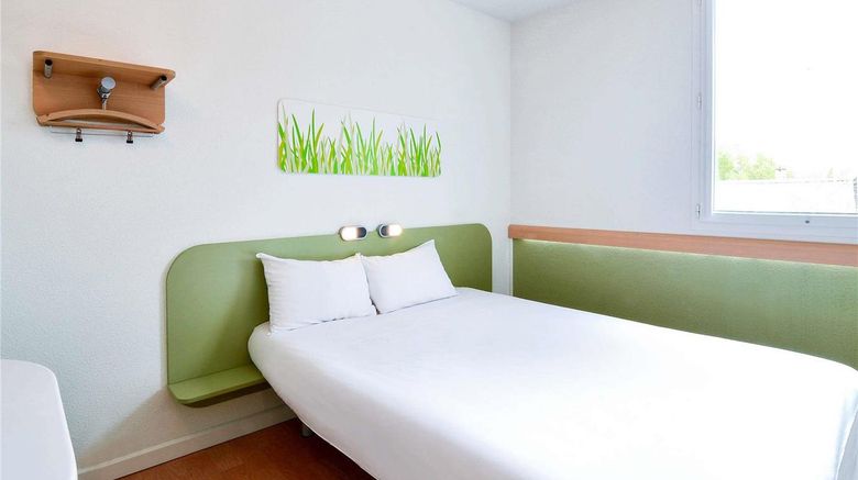 <b>Ibis Budget Grenoble Sud Seyssin Room</b>. Images powered by <a href="https://iceportal.shijigroup.com/" title="IcePortal" target="_blank">IcePortal</a>.