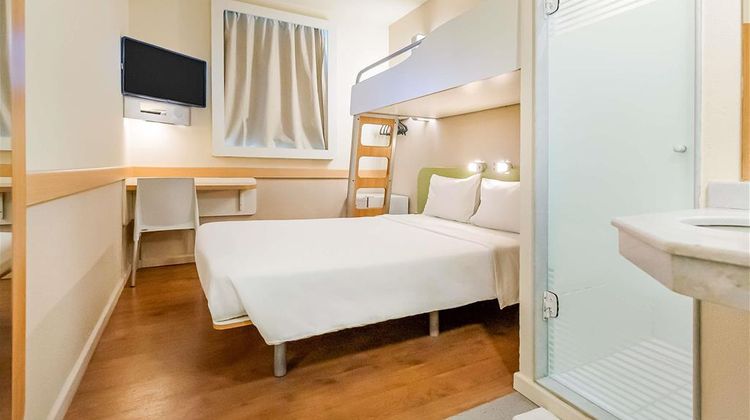 Ibis Budget Vitoria Room