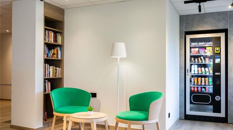 <b>Ibis Budget Carcassonne Aeroport Exterior</b>. Images powered by <a href="https://iceportal.shijigroup.com/" title="IcePortal" target="_blank">IcePortal</a>.