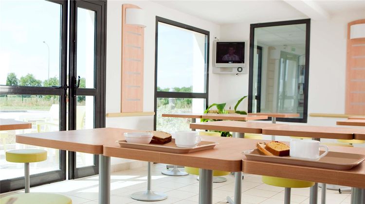 Ibis Budget Niort Exterior