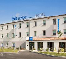 Ibis Budget Niort Exterior