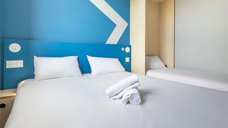 <b>Ibis Budget Nanterre La Defense Room</b>. Images powered by <a href="https://iceportal.shijigroup.com/" title="IcePortal" target="_blank">IcePortal</a>.