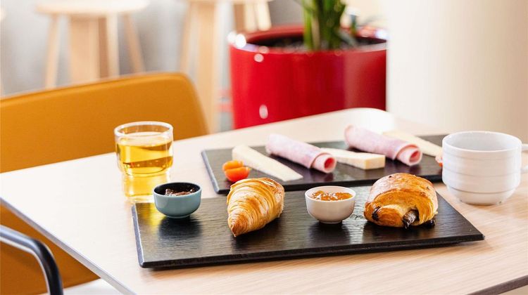Ibis Budget Nanterre La Defense Exterior