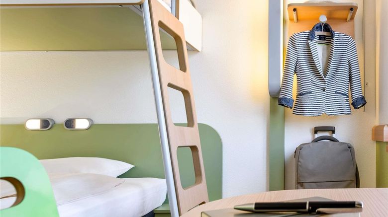 <b>Ibis Budget Roye Room</b>. Images powered by <a href="https://iceportal.shijigroup.com/" title="IcePortal" target="_blank">IcePortal</a>.