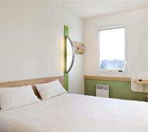 Ibis Budget Mantes La Jolie Room