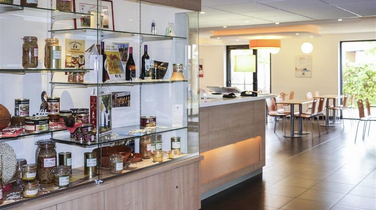 Ibis Budget Castelnaudary Exterior
