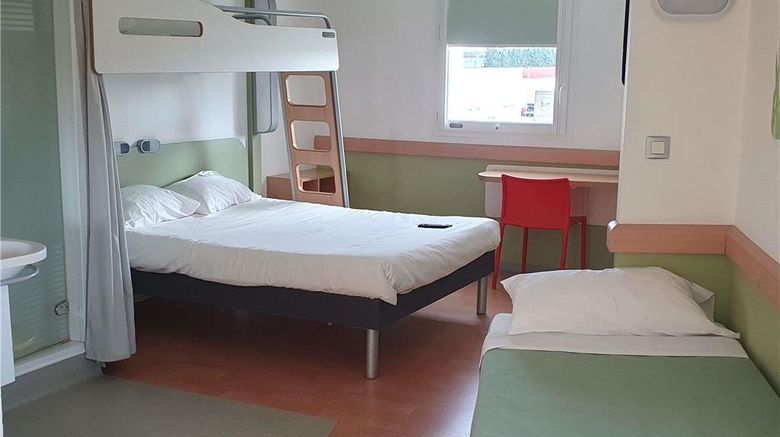 <b>Ibis Budget Roanne Room</b>. Images powered by <a href="https://iceportal.shijigroup.com/" title="IcePortal" target="_blank">IcePortal</a>.