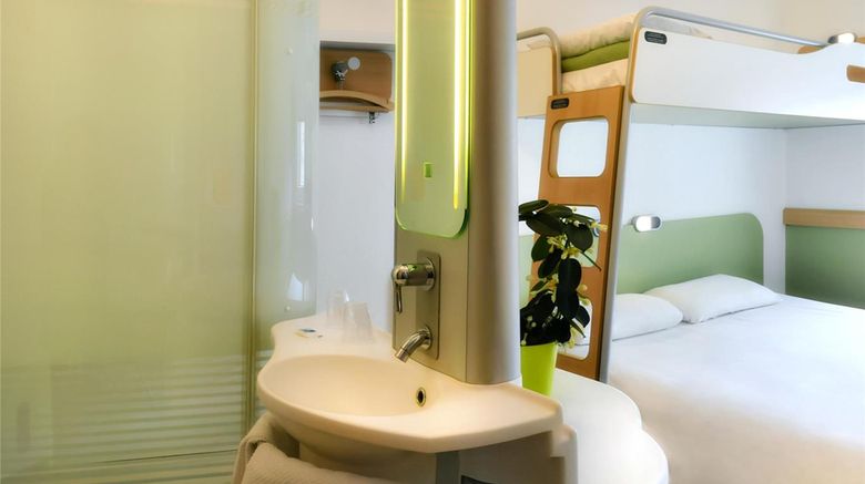<b>Ibis Budget Saint Quentin Exterior</b>. Images powered by <a href="https://iceportal.shijigroup.com/" title="IcePortal" target="_blank">IcePortal</a>.