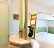 Ibis Budget Saint Quentin Exterior