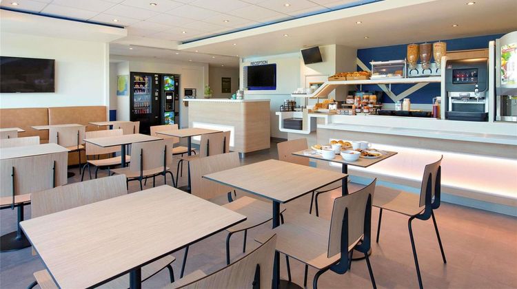 Ibis Budget St-Maximin-la-Ste-Baume Exterior