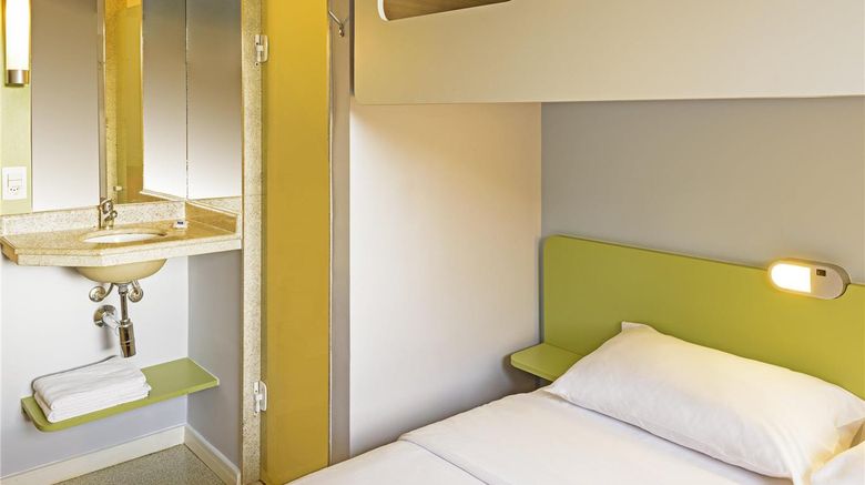 <b>Ibis Budget Piracicaba Room</b>. Images powered by <a href="https://iceportal.shijigroup.com/" title="IcePortal" target="_blank">IcePortal</a>.