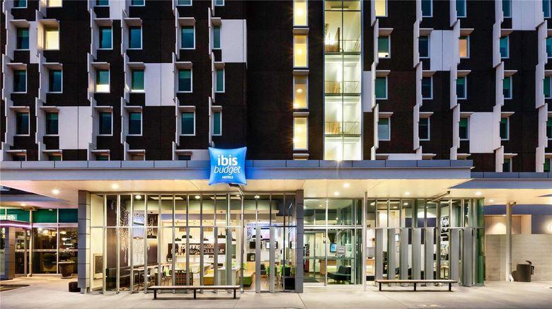 Ibis Budget Auckland Airport Exterior. Images powered by <a href="https://iceportal.shijigroup.com" target="_blank" rel="noopener">Ice Portal</a>.