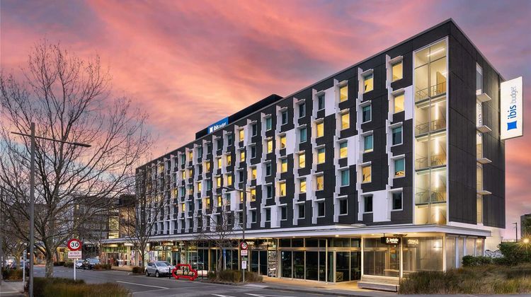 Ibis Budget Auckland Airport Exterior
