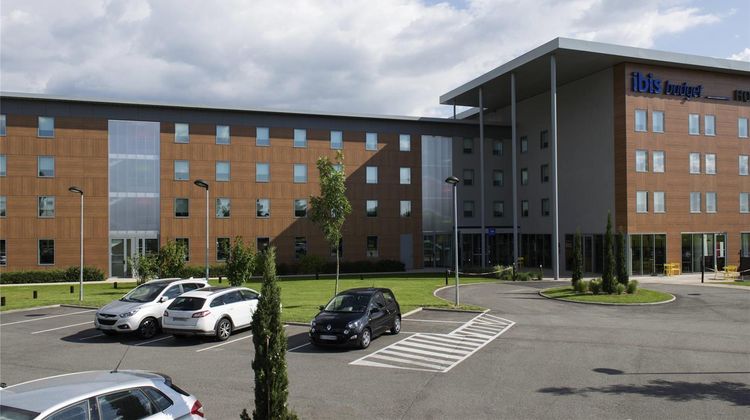 Ibis Budget Lyon Saint Exupery Exterior