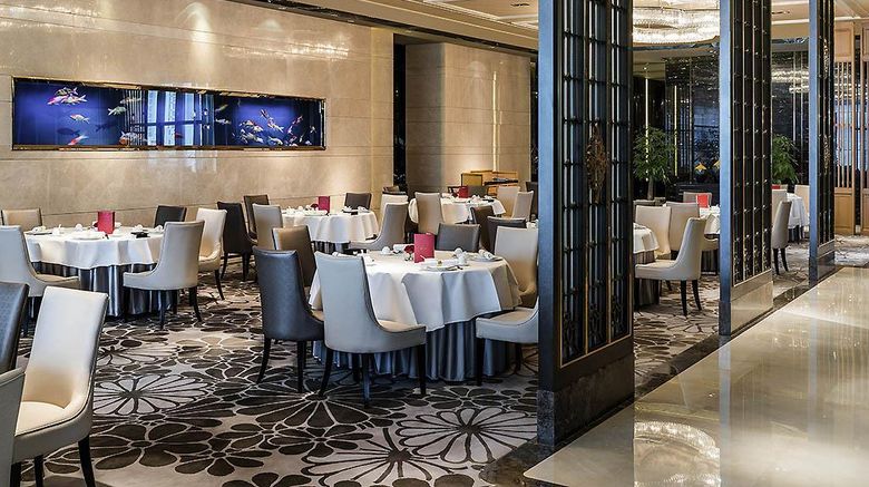 <b>Pullman Zhuhai Restaurant</b>. Images powered by <a href="https://iceportal.shijigroup.com/" title="IcePortal" target="_blank">IcePortal</a>.
