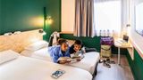 Greet Hotel Evreux Centre Room
