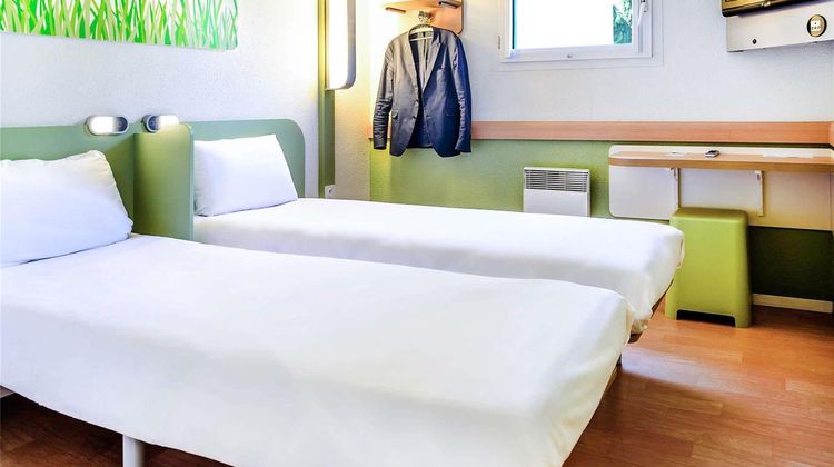 Ibis Styles Valenciennes Petite Foret Room