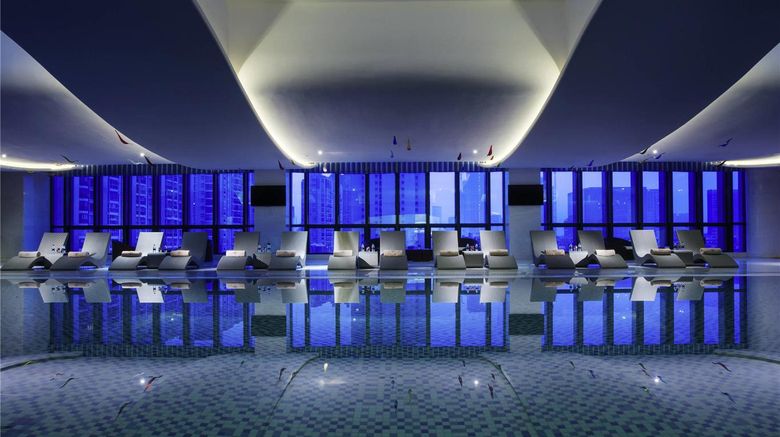 <b>Sofitel Kunming Pool</b>. Images powered by <a href="https://iceportal.shijigroup.com/" title="IcePortal" target="_blank">IcePortal</a>.