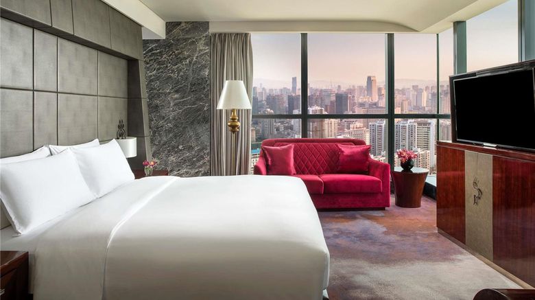 <b>Sofitel Kunming Room</b>. Images powered by <a href="https://iceportal.shijigroup.com/" title="IcePortal" target="_blank">IcePortal</a>.