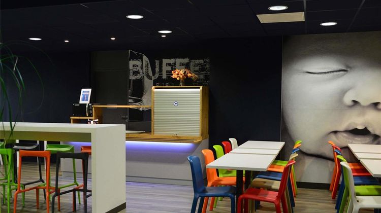 Ibis Budget Cholet Centre Exterior