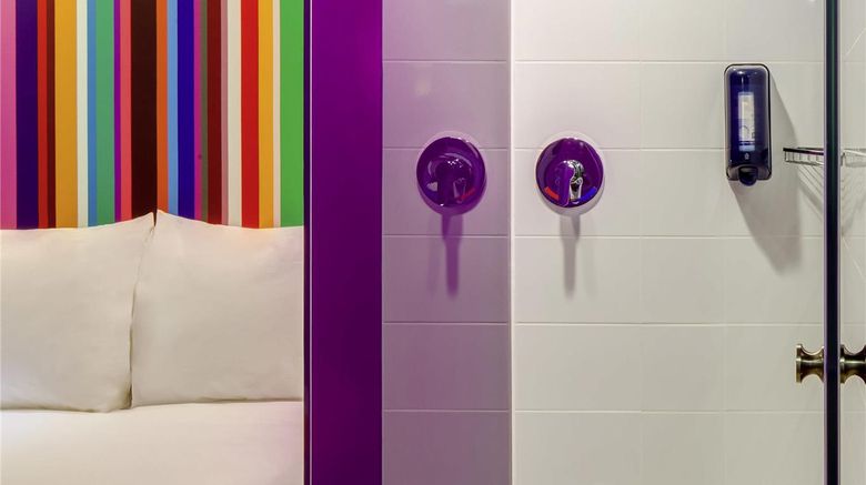 <b>Ibis Styles Mexico Reforma Room</b>. Images powered by <a href="https://iceportal.shijigroup.com/" title="IcePortal" target="_blank">IcePortal</a>.